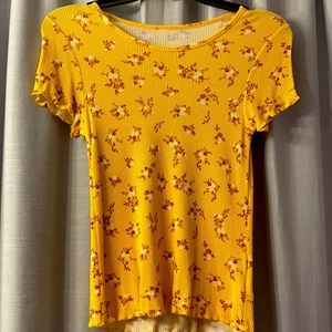 Mustard yellow flower t-shirt by SO.